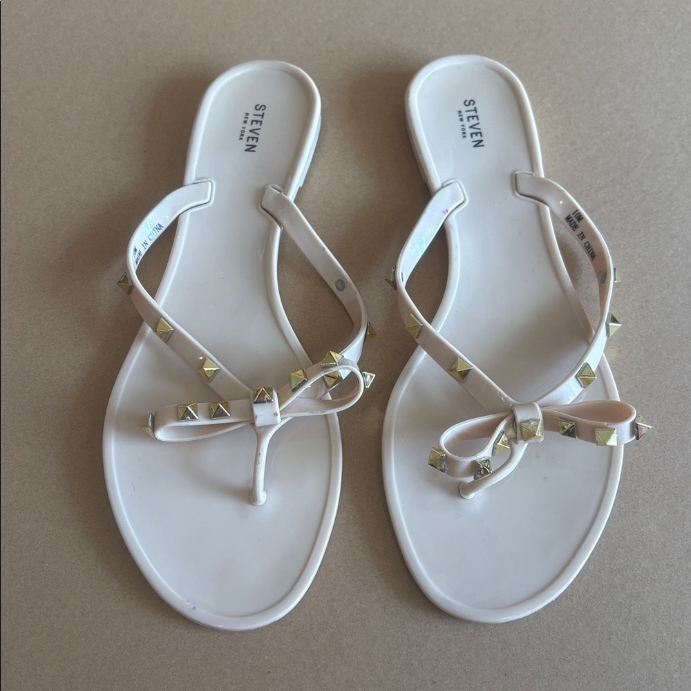 Steven New York blush color Valentino style sandals with gold studs
